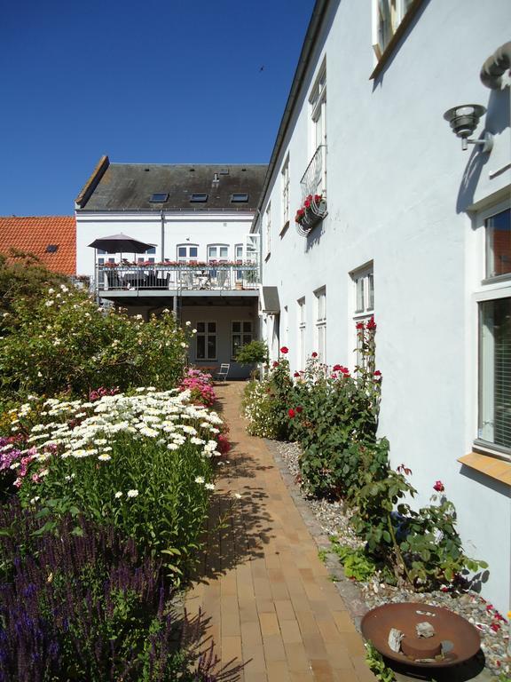 Foldenhus Ferieboliger Og B&B Bogense Rum bild